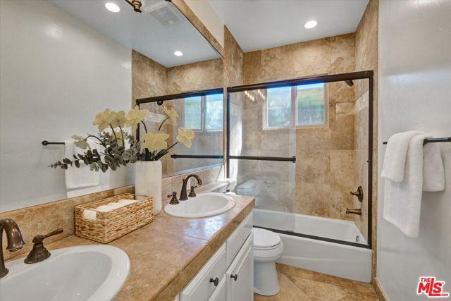 2517 Huntington Lane, Redondo Beach, California 90278, 4 Bedrooms Bedrooms, ,3 BathroomsBathrooms,Residential,For Sale,Huntington,25607911 2517 Huntington Lane, Redondo Beach, California 90278, 4 Bedrooms Bedrooms, ,3 BathroomsBathrooms,Residential,For Sale,Huntington,25607911