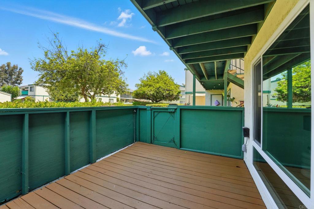 1817 Grand Avenue - photo 17