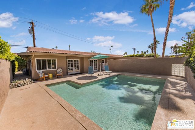 73940 Mountain View Avenue, Palm Desert CA: https://media.crmls.org/mediaz/b1bd0e3a-d2ec-4565-bea0-e054ded94eff.jpg