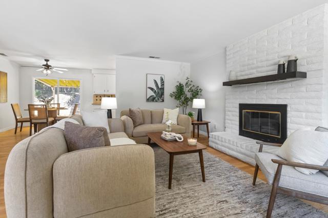 1471 Rock Springs, Escondido CA: https://media.crmls.org/mediaz/b1bd1dc5-27c9-411c-ac65-8a2073a159f6.jpg