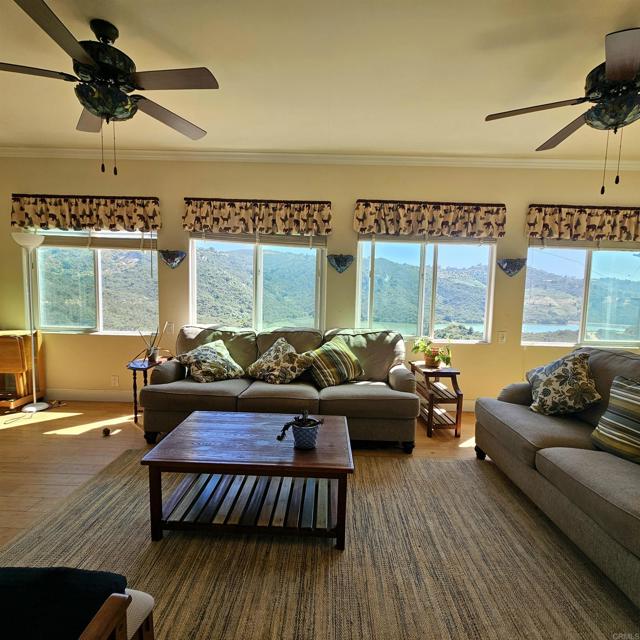 11945 Betsworth Road, Valley Center CA: https://media.crmls.org/mediaz/b1bd51e0-4ae1-4f17-ae69-83b68f1223f9.jpg