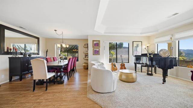 Detail Gallery Image 5 of 33 For 24586 Rutherford Rd, Ramona,  CA 92065 - 4 Beds | 2/1 Baths