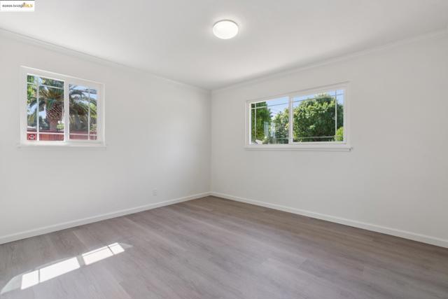 41 Belinda Dr, Pleasant Hill CA: https://media.crmls.org/mediaz/b1be5f00-f629-40aa-9e05-8ca1b56a2a11.jpg