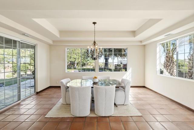 Detail Gallery Image 9 of 53 For 28889 Anderson Ct, Escondido,  CA 92026 - 4 Beds | 4 Baths