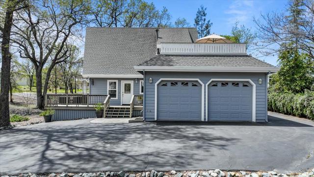 20944 Woodside Way, Groveland CA: https://media.crmls.org/mediaz/b1c0fb30-a9f3-44f7-bfaa-31271902cd25.jpg