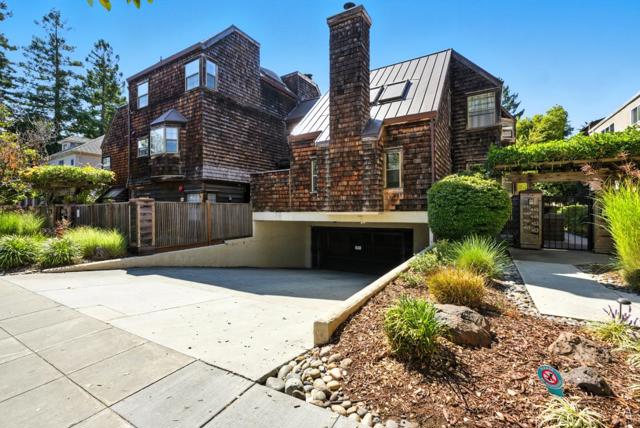 447 Homer Avenue, Palo Alto CA: https://media.crmls.org/mediaz/b1c11654-4e3d-4fd9-a09d-ca2ccc2aad6b.jpg