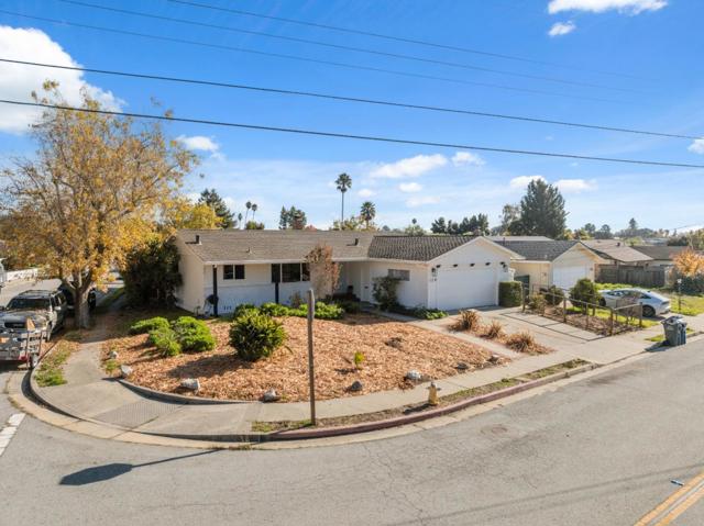 120 Corinne Avenue, Santa Cruz CA: https://media.crmls.org/mediaz/b1c196b1-996e-41f7-8eb1-28f67639db24.jpg