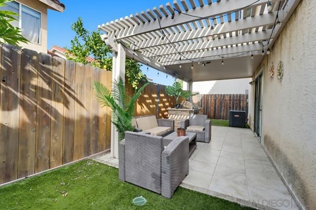 554 Friendly Ct E, El Cajon CA: https://media.crmls.org/mediaz/b1c207de-018f-4993-9bdc-537c0af09ab5.jpg