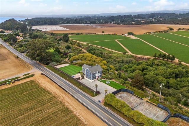 1258 San Andreas Road, Watsonville CA: https://media.crmls.org/mediaz/b1c292d8-3ff4-463e-b892-9d63c3a5783e.jpg