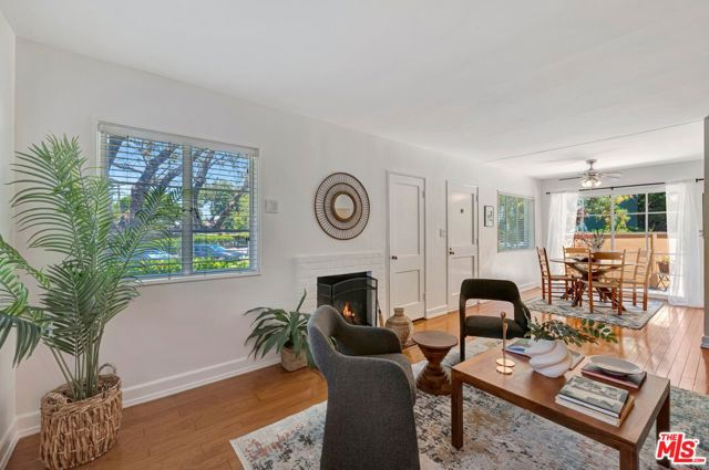 5513 Village, Los Angeles CA: https://media.crmls.org/mediaz/b1c2f085-03d1-4b49-ab1f-15ec19d3c81d.jpg