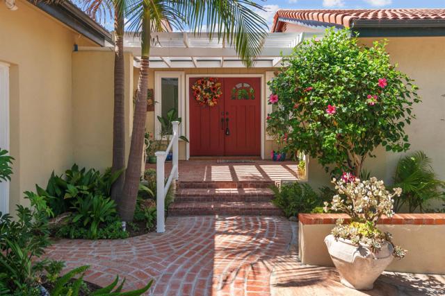 Image 3 of 31 For 755 Oleander Place