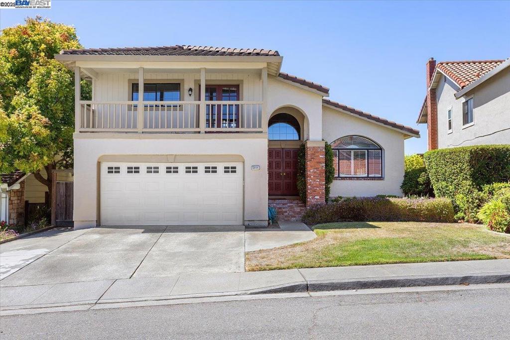 6444 Boone Dr
