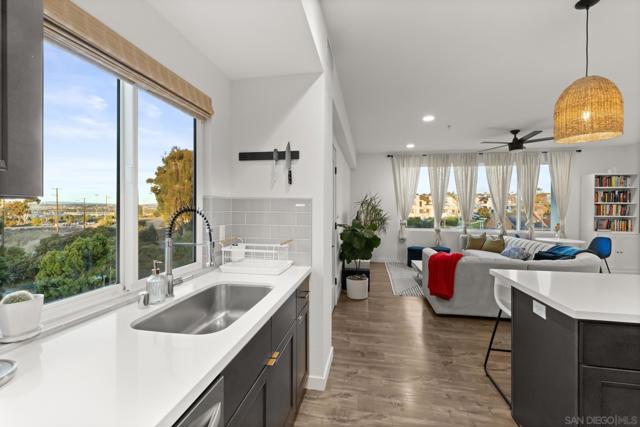 4100 Voltaire St, San Diego CA: https://media.crmls.org/mediaz/b1c5acda-c25e-4695-8aef-cf21d3ae4b22.jpg