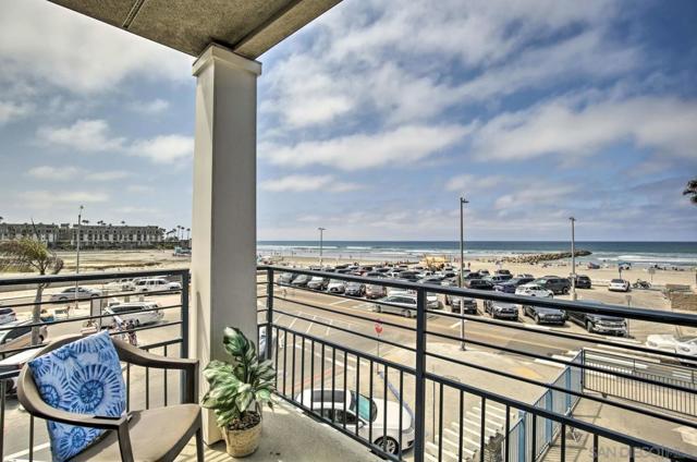 1201 Pacific St, Oceanside, California 92054, 1 Bedroom Bedrooms, ,1 BathroomBathrooms,Condominium,For Sale,Pacific St,250019497SD