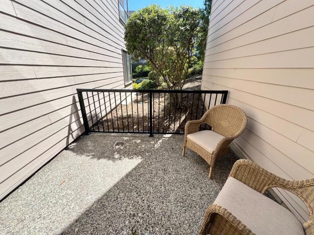 Image 23 of 32 For 805 Via Casitas