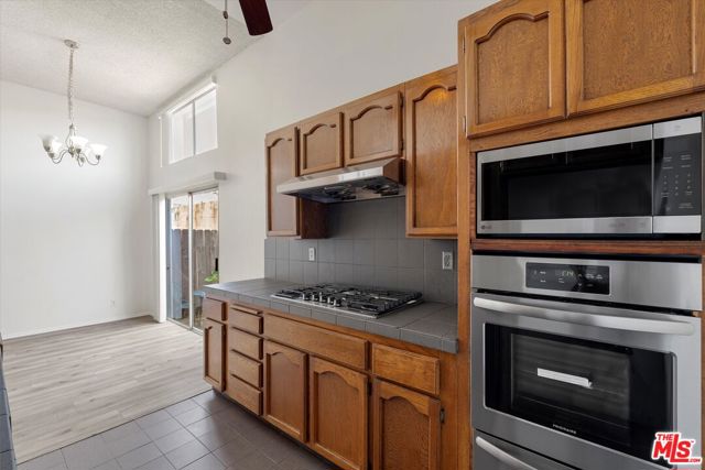 2452 Chelsea Place, L photo 8