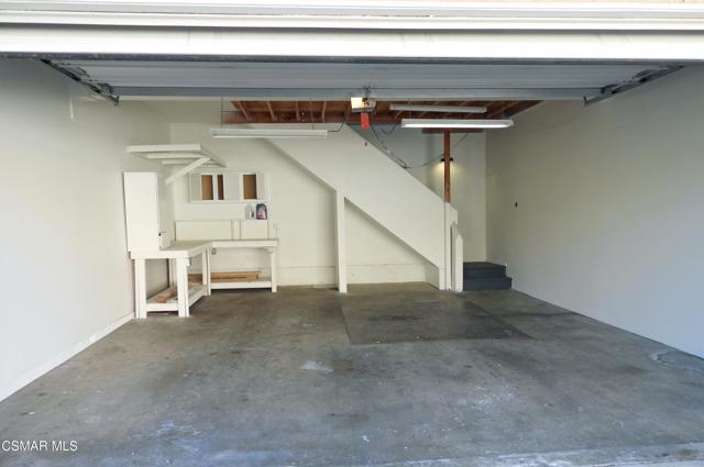 271 Augustine Way, Simi Valley CA: https://media.crmls.org/mediaz/b1c83ef7-ff9c-4524-be3f-4e588a4a84e9.jpg
