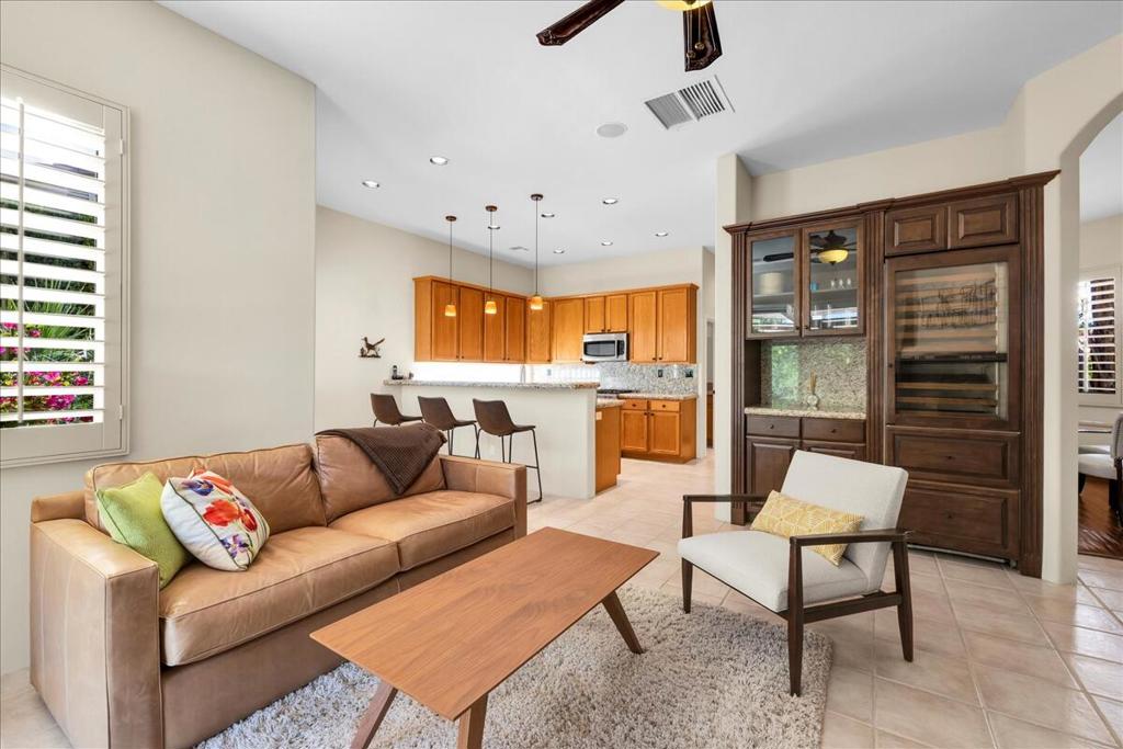 MLS #219139040DA image #17