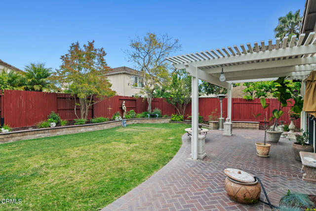 1728 Via Pajaro, Camarillo CA: https://media.crmls.org/mediaz/b1c91c16-25ba-45c2-8c89-dc1929ed65e0.jpg