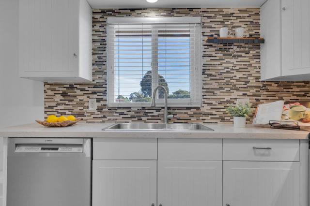 1518 Day Avenue, San Mateo CA: https://media.crmls.org/mediaz/b1c98fb5-e1c3-4e91-b1ec-0c80348f2155.jpg