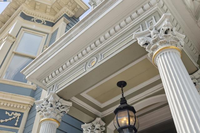 2070 Bush St, San Francisco CA: https://media.crmls.org/mediaz/b1c9a365-912c-43b9-ac2f-c35e5a23f2c7.jpg