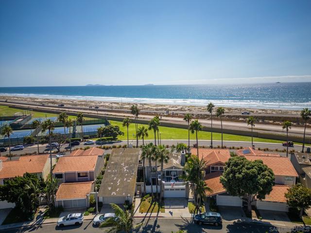 24 Bahama Bend, Coronado CA: https://media.crmls.org/mediaz/b1ca82de-31d7-4e17-b29b-206e9c8e8afb.jpg