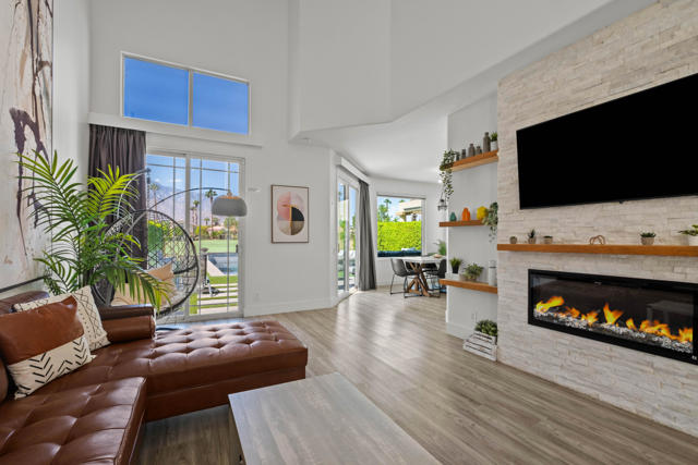29751 E Trancas Drive, Cathedral City CA: https://media.crmls.org/mediaz/b1cbe584-081e-4a10-bd2d-7786cb7cab73.jpg