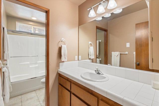 Detail Gallery Image 51 of 60 For 945 El Paseo, Vista,  CA 92084 - 4 Beds | 3 Baths