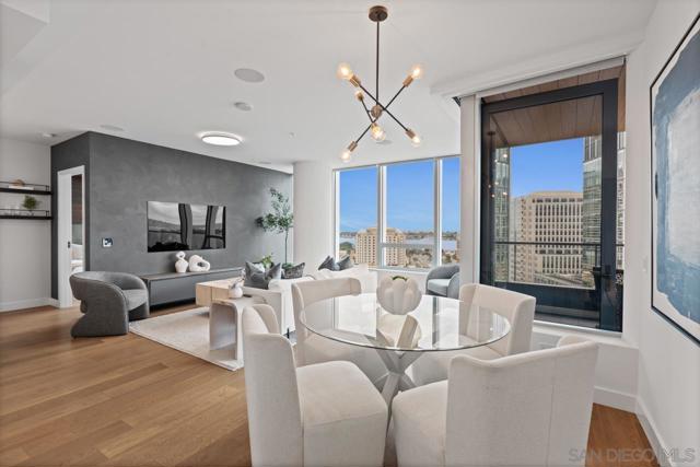 888 W E St, San Diego CA: https://media.crmls.org/mediaz/b1cc449a-2769-4e5b-8bb2-a64dc9974c3d.jpg