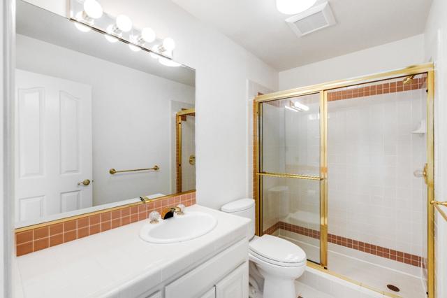 3920 Lakemead Way, Redwood City CA: https://media.crmls.org/mediaz/b1cdd173-61d8-4c36-aed2-5b598c8a4f6a.jpg