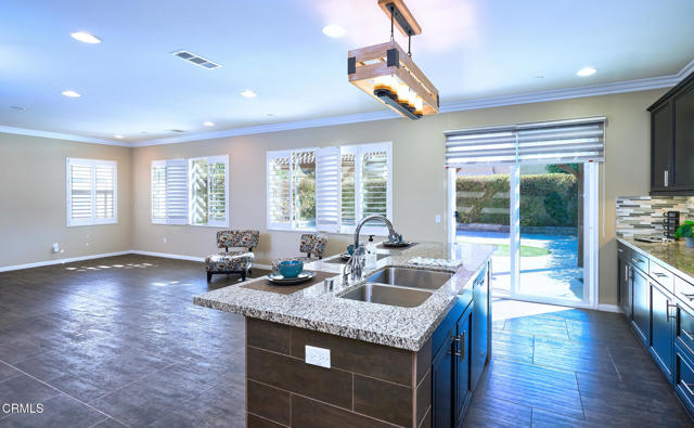 Detail Gallery Image 18 of 61 For 670 Xanadu Way, Oxnard,  CA 93036 - 4 Beds | 3 Baths