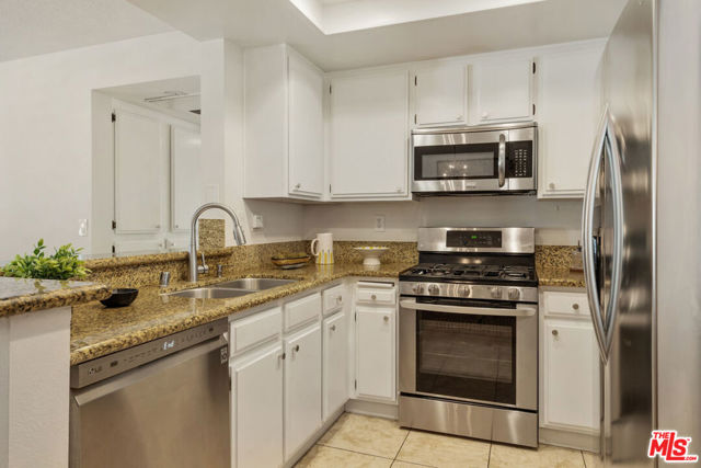 24470 Kathleen Drive, Laguna Niguel CA: https://media.crmls.org/mediaz/b1ce1862-36e3-4592-8a55-5e6a15845247.jpg