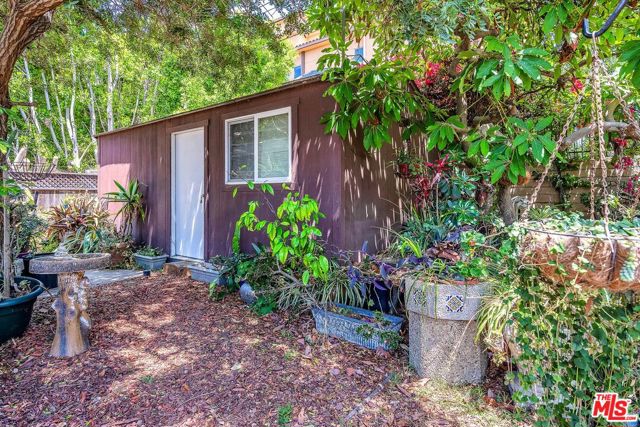 8732 Villanova Avenue, Los Angeles CA: https://media.crmls.org/mediaz/b1ce346b-1d5a-4848-8aeb-f928d15eb90a.jpg