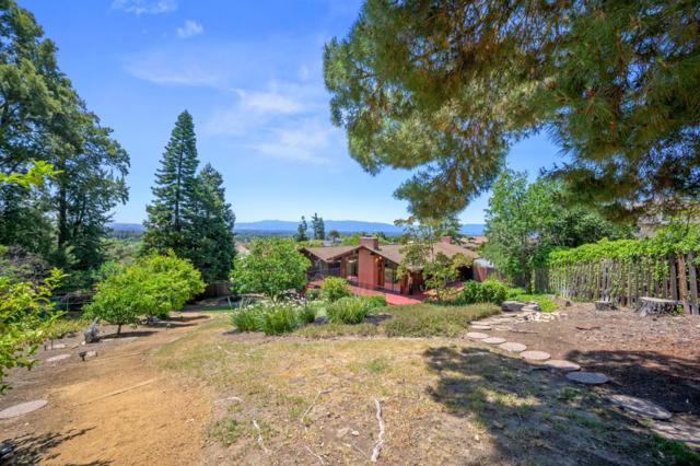 3668 El Grande Drive, San Jose CA: https://media.crmls.org/mediaz/b1cf11f0-8b4e-4339-b21b-80eaade364ec.jpg