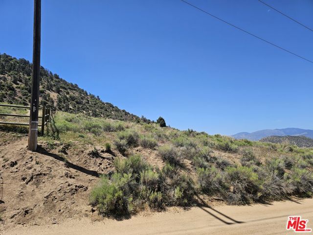 0 Pine Grove Dr, Tehachapi CA: https://media.crmls.org/mediaz/b1cfad59-3e9c-4a91-9de9-170dfe6f99f8.jpg