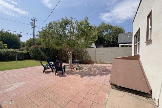 1255 N Dominion Avenue, Pasadena CA: https://media.crmls.org/mediaz/b1d089a5-1f8a-43d1-b32d-b208c33af90f.jpg