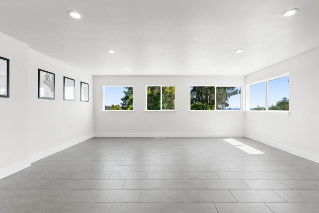 532 Moonrise Lane, Aptos CA: https://media.crmls.org/mediaz/b1d0945e-9e59-4df5-9be3-6881320d77e0.jpg