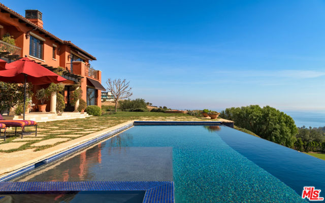 0 Murphy Way, Malibu CA: https://media.crmls.org/mediaz/b1d1937b-7dd5-434d-bc4b-460bf0bab2fd.jpg