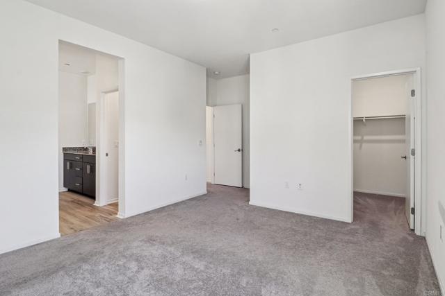 Image 16 of 50 For 5265 Beachfront Cove Street