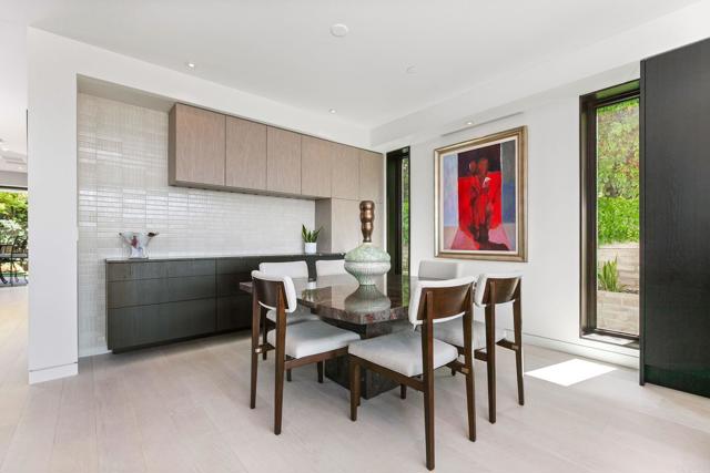 2045 Lowry Place, La Jolla CA: https://media.crmls.org/mediaz/b1d50ebb-dd89-46be-9c56-269f266535ae.jpg
