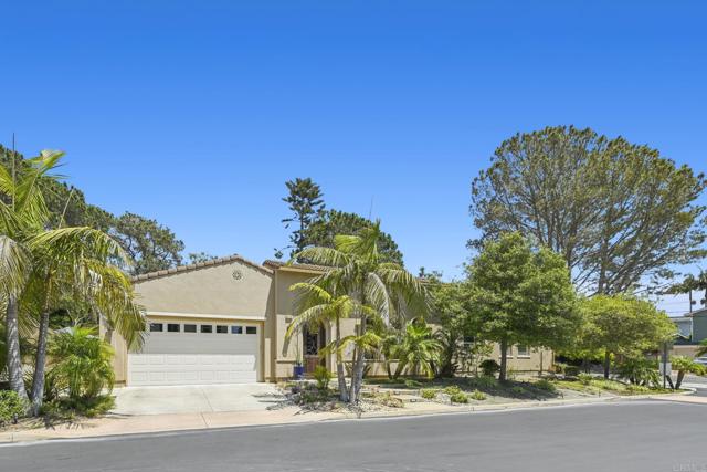939 Bluejack Road, Encinitas CA: https://media.crmls.org/mediaz/b1d530ab-594b-45b7-b2f8-4386963f1085.jpg
