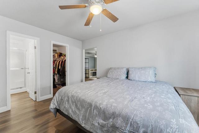 927 Cottonwood Court, Corona CA: https://media.crmls.org/mediaz/b1d76e89-431d-41b7-9130-6e40cc717e2a.jpg