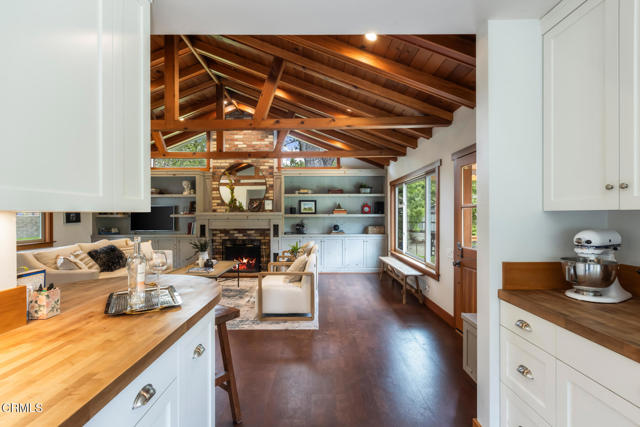 Detail Gallery Image 51 of 77 For 4254 Chevy Chase Dr, La Canada Flintridge,  CA 91011 - 6 Beds | 4 Baths