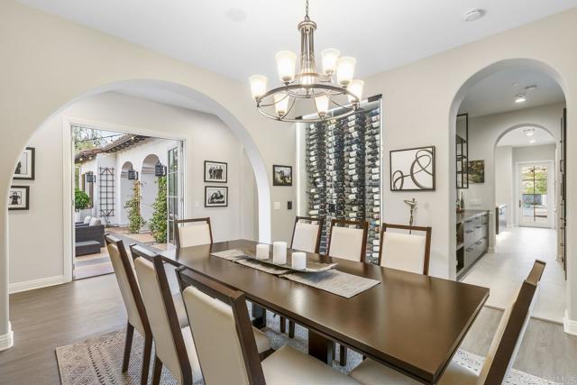 Detail Gallery Image 12 of 54 For 8318 the Landing Way, San Diego,  CA 92127 - 4 Beds | 4/2 Baths