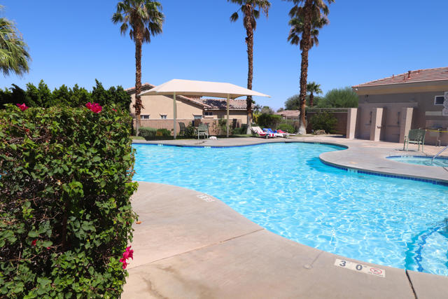 1197 Oro Rdg, Palm Springs CA: https://media.crmls.org/mediaz/b1d9f2c2-4dc3-4cac-b474-dc27b3ea1911.jpg