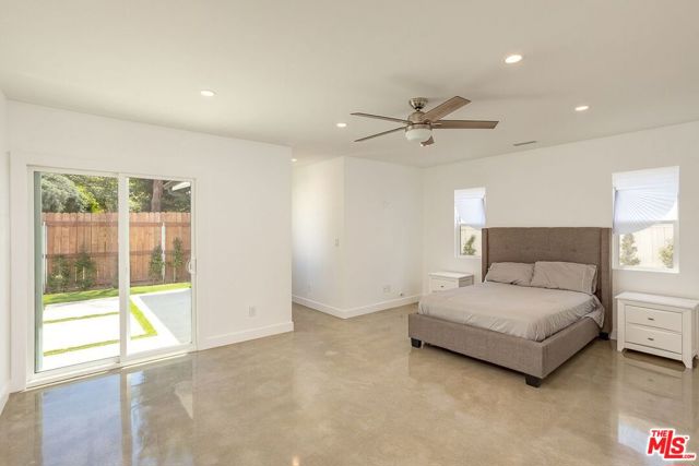 7413 Jamieson Avenue, Reseda CA: https://media.crmls.org/mediaz/b1d9f585-97d9-474a-95d0-9331dfe7e89d.jpg