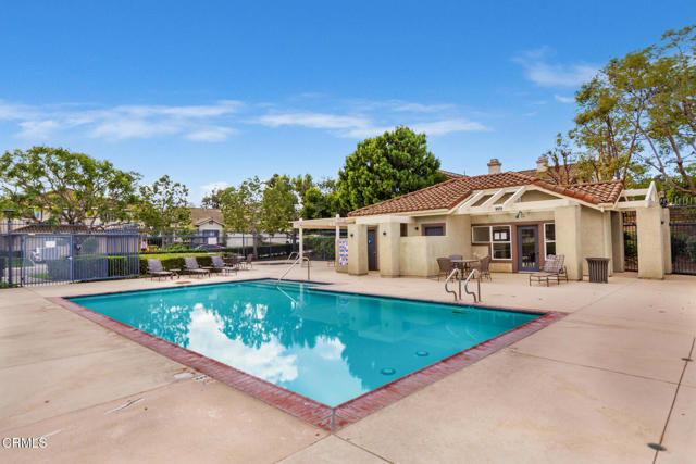 5235 Paseo Ricoso, Camarillo CA: https://media.crmls.org/mediaz/b1da6189-09bf-4325-a9f0-e8ffbde4459b.jpg