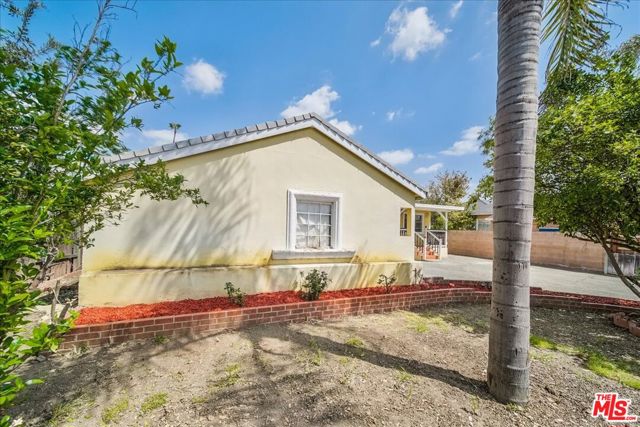 19143 Jovan Street photo 2