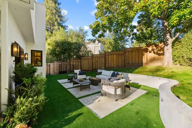 670 Edgewood Road, San Mateo CA: https://media.crmls.org/mediaz/b1dc89c6-5f5f-4b2d-85ad-a43d3d2a1586.jpg