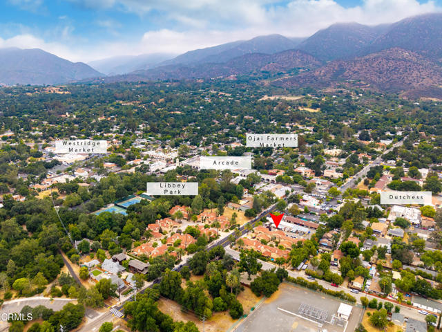 212 S Montgomery Street, Ojai CA: https://media.crmls.org/mediaz/b1dcdb03-b0ea-4361-a11b-4a2b1c8cc8b1.jpg
